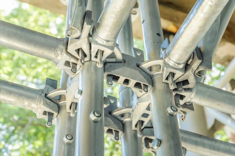 modular scaffolding assembly